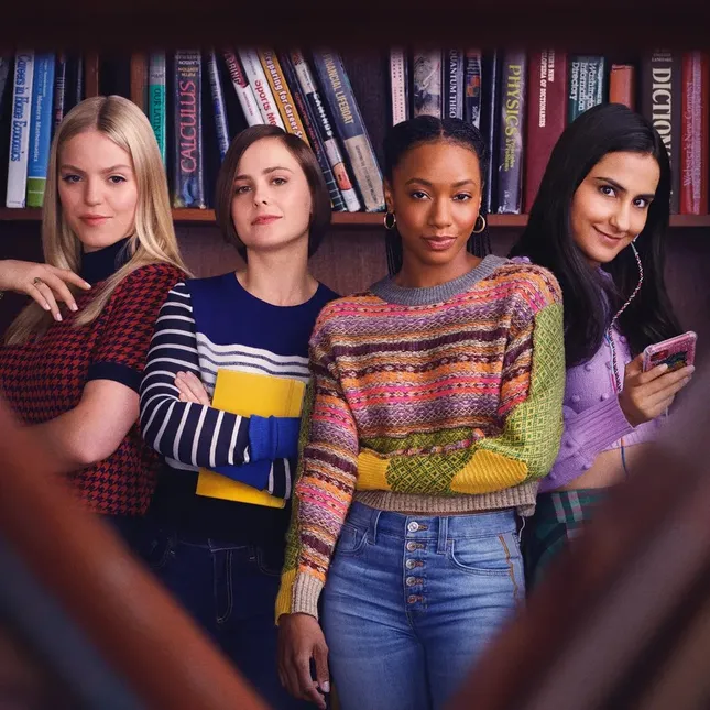 Sex Lives of College Girls Season 3
