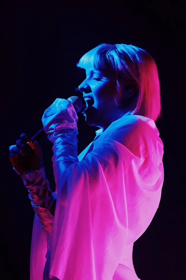Tove Styrke/Sophie Cates (Concert Shoot)