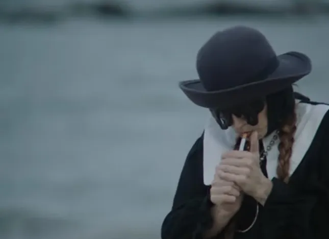 Infinite Loop by Lou Tides