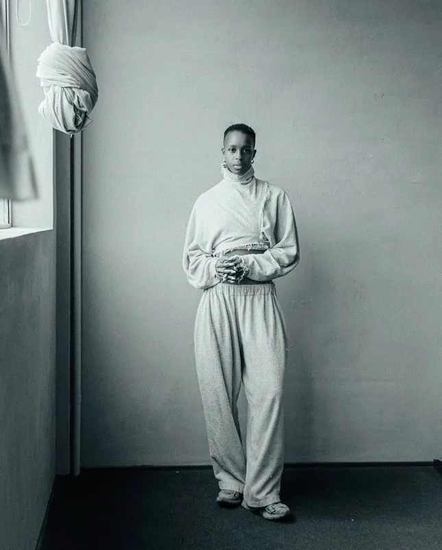 Press Shots for Ronan McKenzie