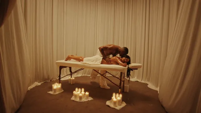 “Love Make” - YG