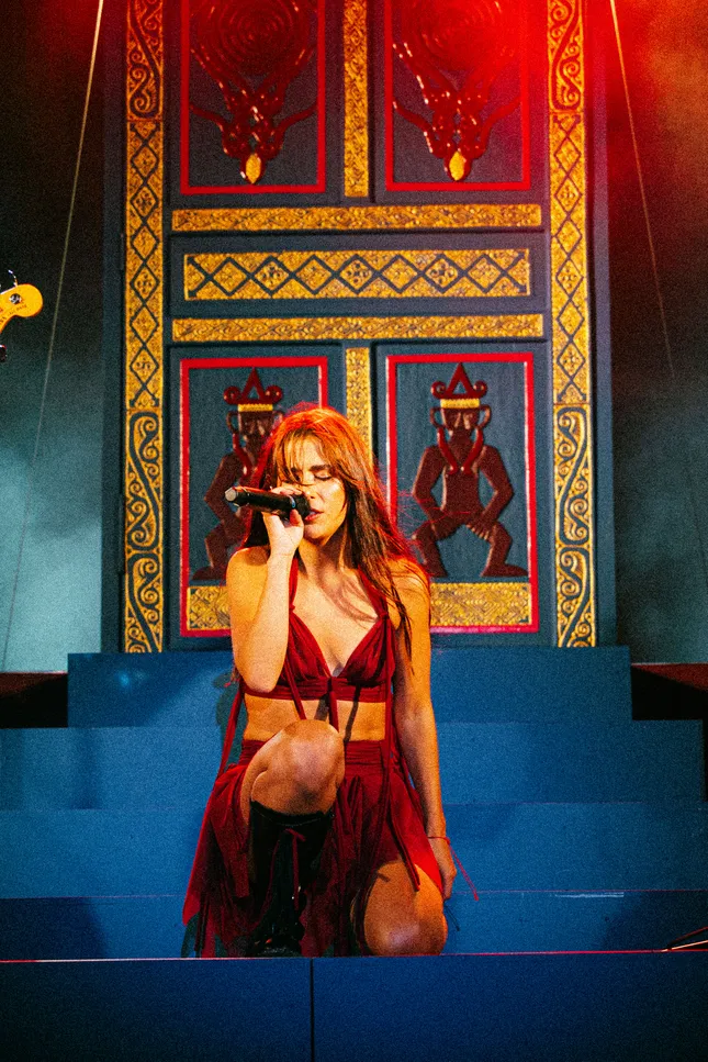 Carolina de Deus - Tour