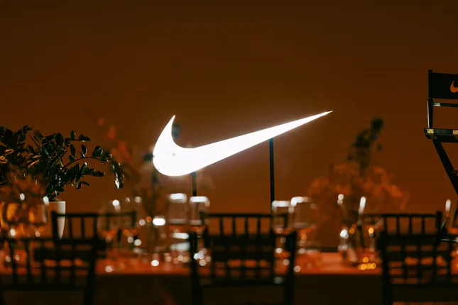 Nike Run NYC HQ x Black Rainbow