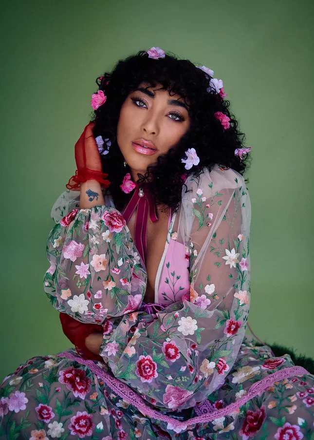 Adriyan Rae Editorial