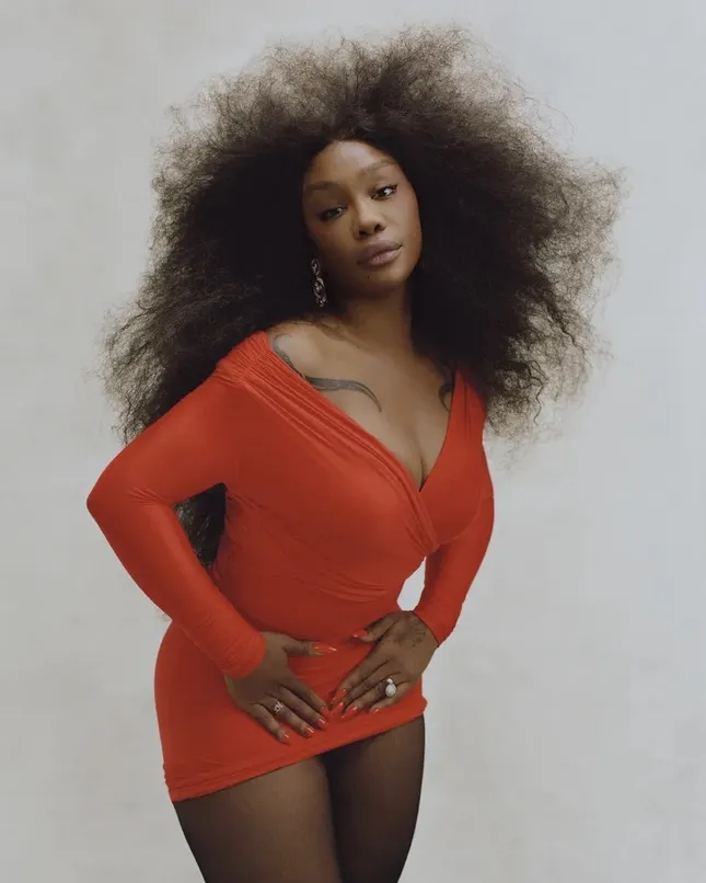 British Vogue Dec. 24 Cover Story - SZA