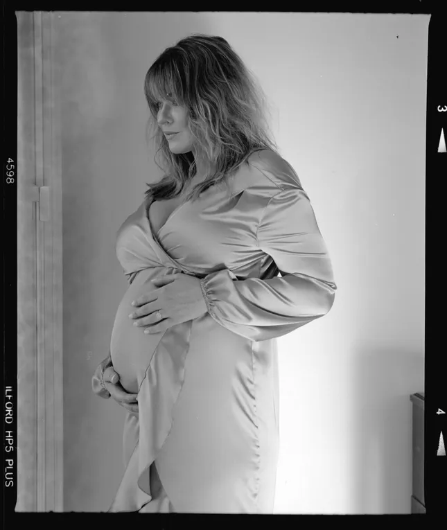 K + W Maternity Shoot (Film and Digital)