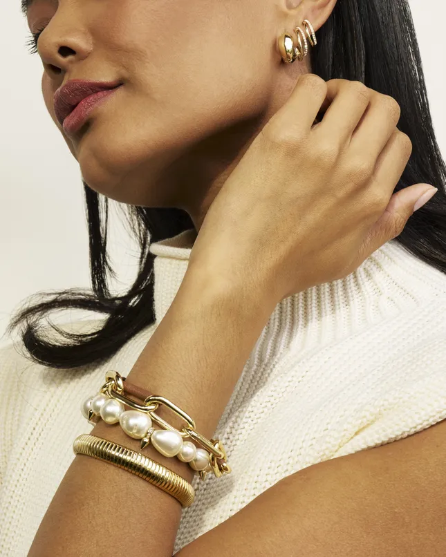 Stella & Dot Jewelry On Figure Shoot