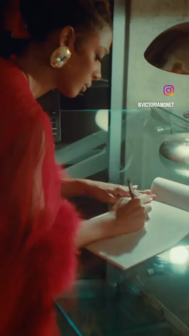 Victoria Monet - Single Roll Out