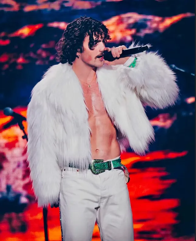 BENSON BOONE X IHEART RADIO JINGLE BALL
