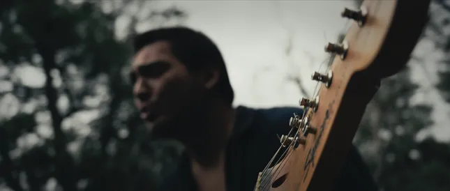 “Gentle Giant” MV - Téo Amo