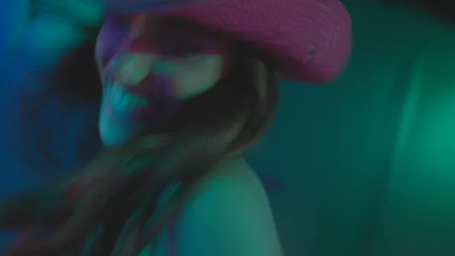 Olivia O’Brien & Fletcher - Bitch Back