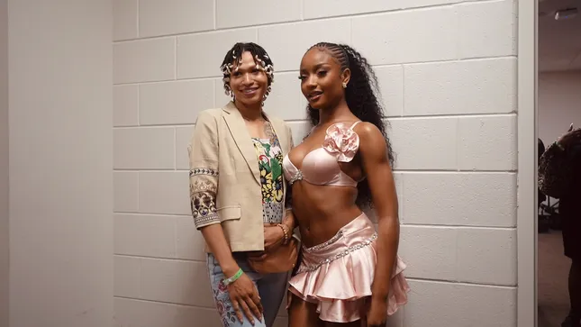 VLOGS : Ayra Starr touring with Chris Brown