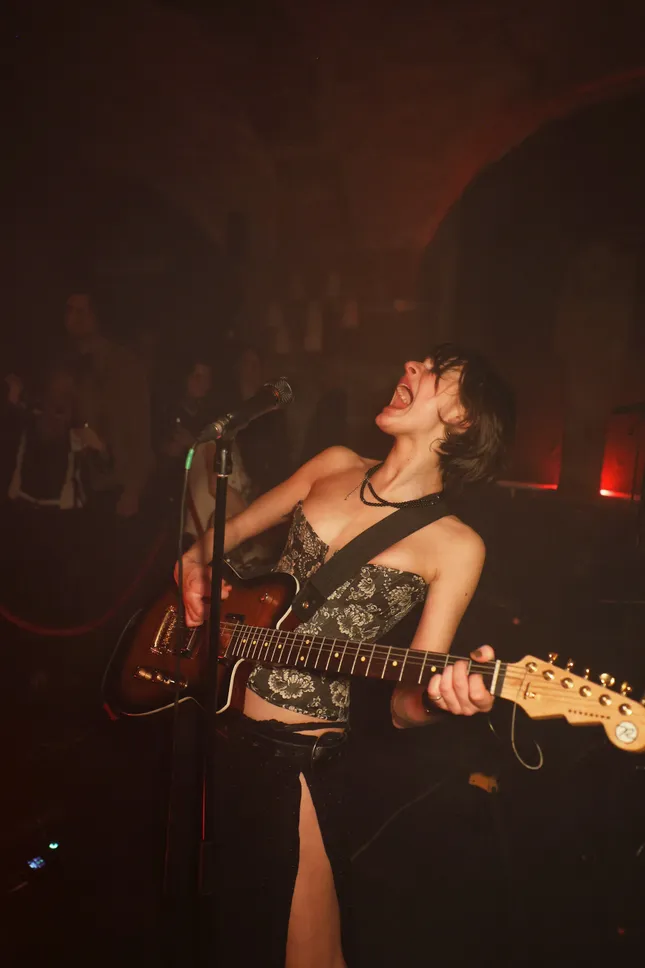 Bec Lauder and the Noise at Serpent a Plume, Paris