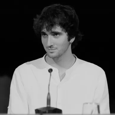 LA  Avatar
