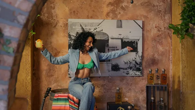 DELEON X NAZANIN MANDI