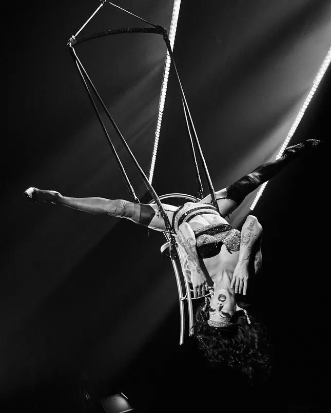 VALENTINO BEAUTY x STUDIO 54™