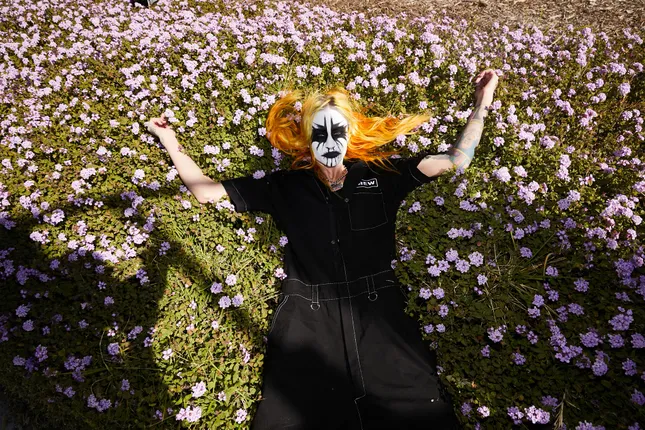 Sample Sale Announcement - Dolls Kill