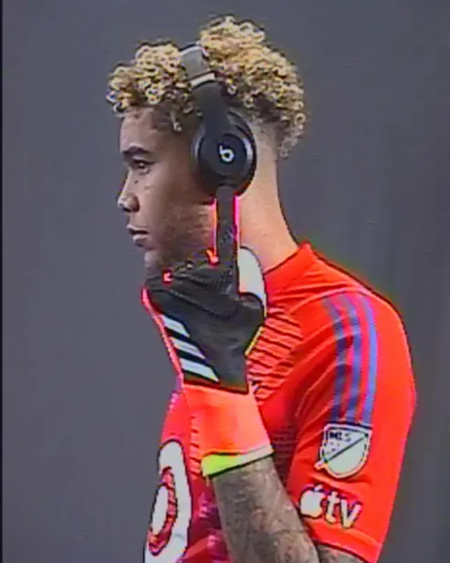 Stills for beatsbydre x MLS