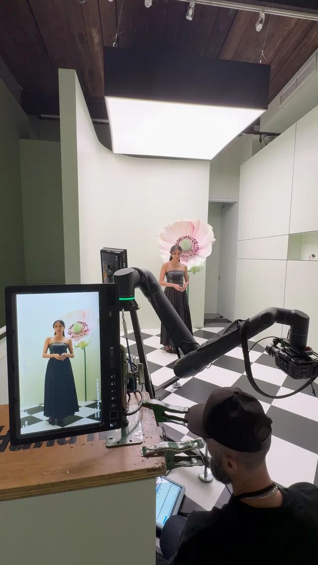 Prada Beauty Glam bot live event for “Virtual Flower” launch.