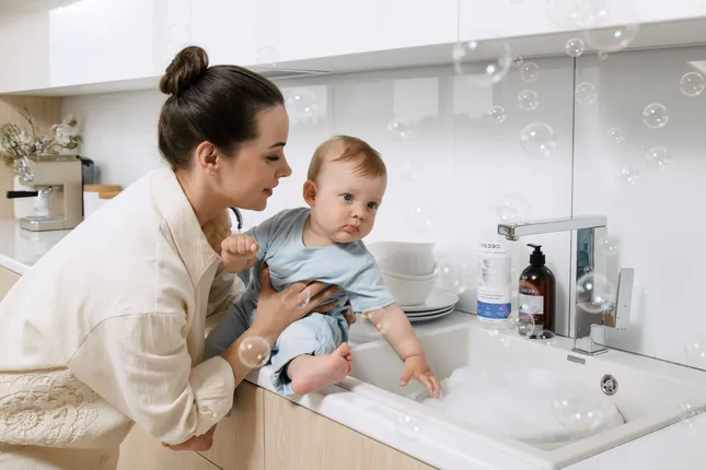 Elezef, eco-friendly brand of detergent