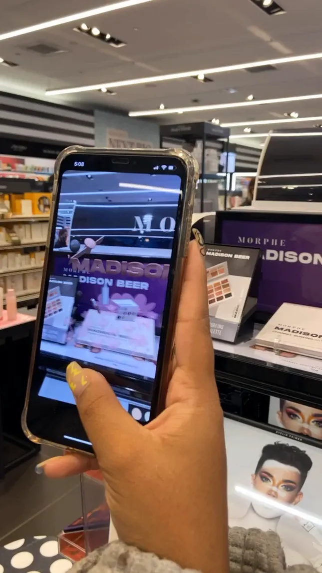 Madison Beer X Morphe AR Experience