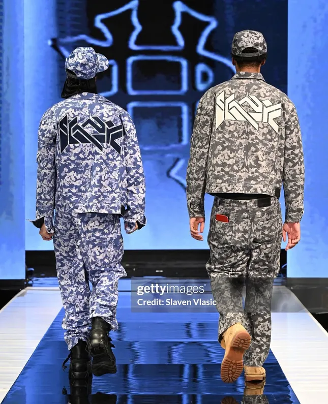Shmuie Seasonless Collection Graphics