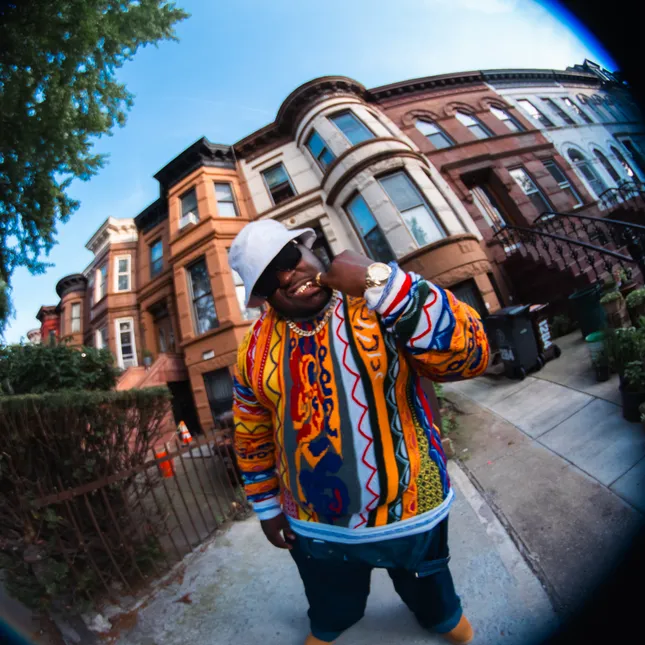 Kofi Black new single "SHOW ME" campaign photoshoot