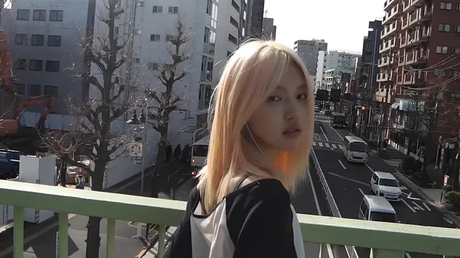 Iiso | "green & red" MV