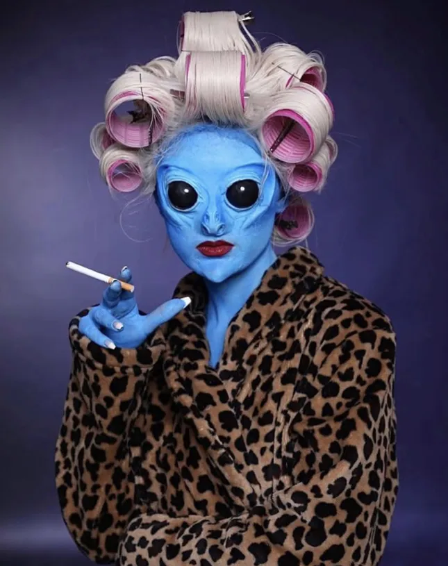 Alien Milf