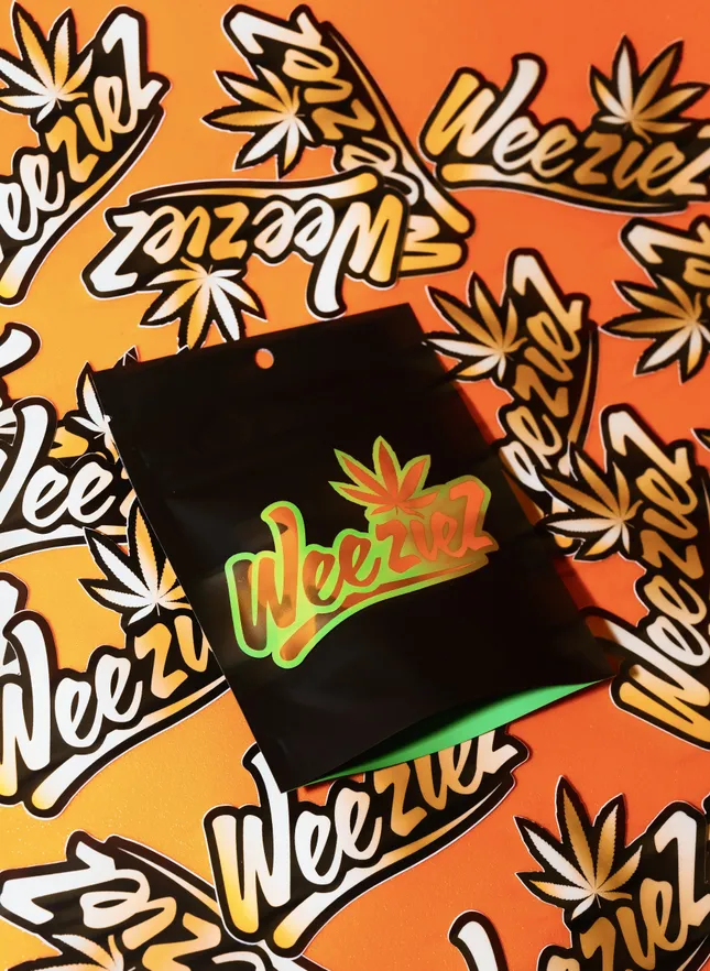 Weeziez - Product Shots