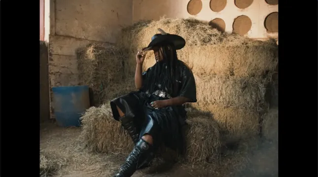 Ambré - She (Official Music Video)