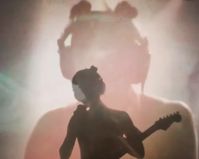 Oxis, live in Los Angeles