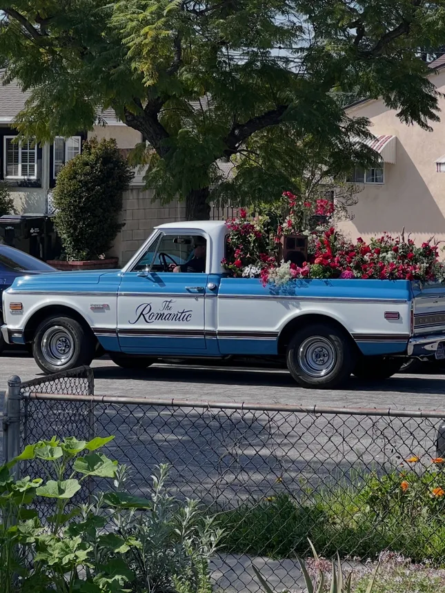 “The Romantic” Flower Trucks